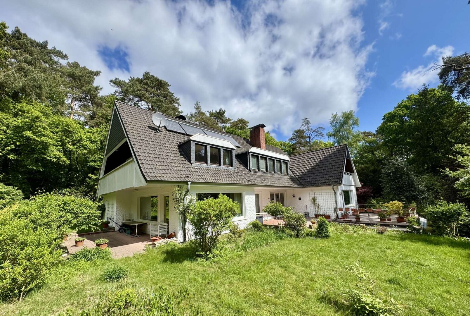Blick aus dem Garten