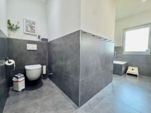 Badezimmer, OG