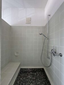 Badezimmer, DG