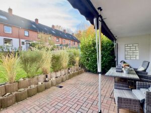 Terrasse und Garten