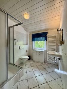 Whg 3, OG, Badezimmer
